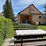 Ket Szobas, Teraszos, Kertes Vendeghaz * Balatonmariafurdo