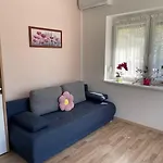 Ket Szobas, Teraszos, Kertes Vendeghaz * Balatonmariafurdo