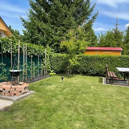 Hébergement de vacances Két Szobás, Teraszos, Kertes