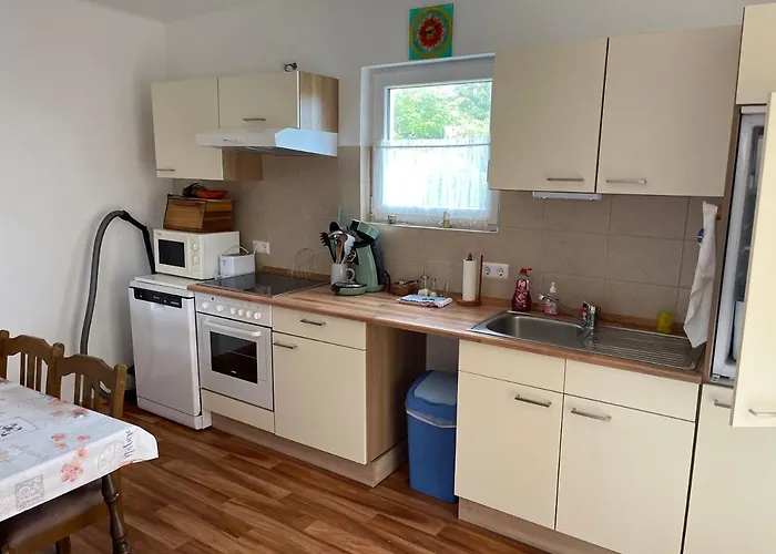 Ket Szobas, Teraszos, Kertes Vendeghaz Holiday home Balatonmariafurdo