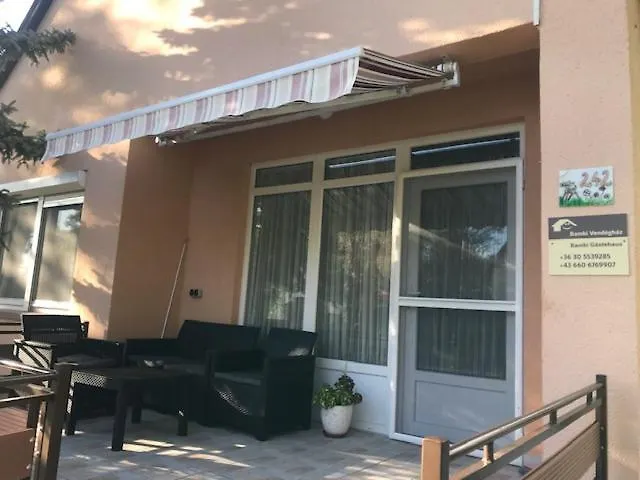 Ket Szobas, Teraszos, Kertes Vendeghaz Holiday home Balatonmariafurdo