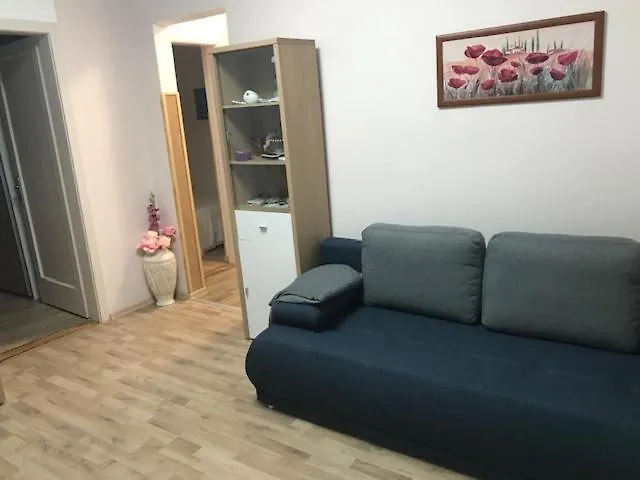 Ket Szobas, Teraszos, Kertes Vendeghaz Holiday home