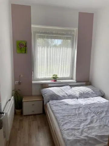 Ket Szobas, Teraszos, Kertes Vendeghaz Balatonmariafurdo